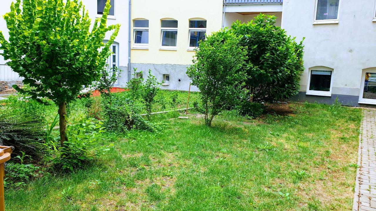 Budget Rooms In Halle With Shared Bathroom, Free Wifi, Netflix & Ipad Dış mekan fotoğraf